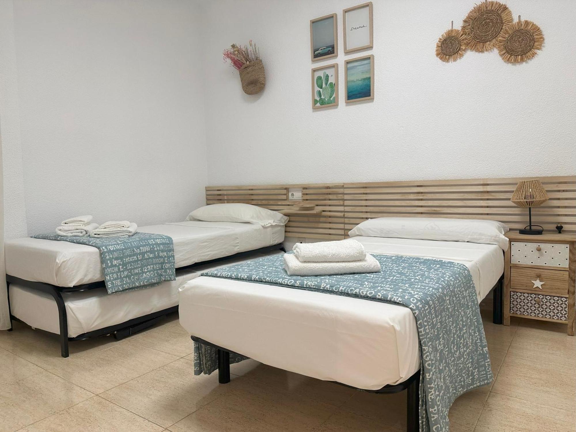Alicante Beach And Center Екстер'єр фото