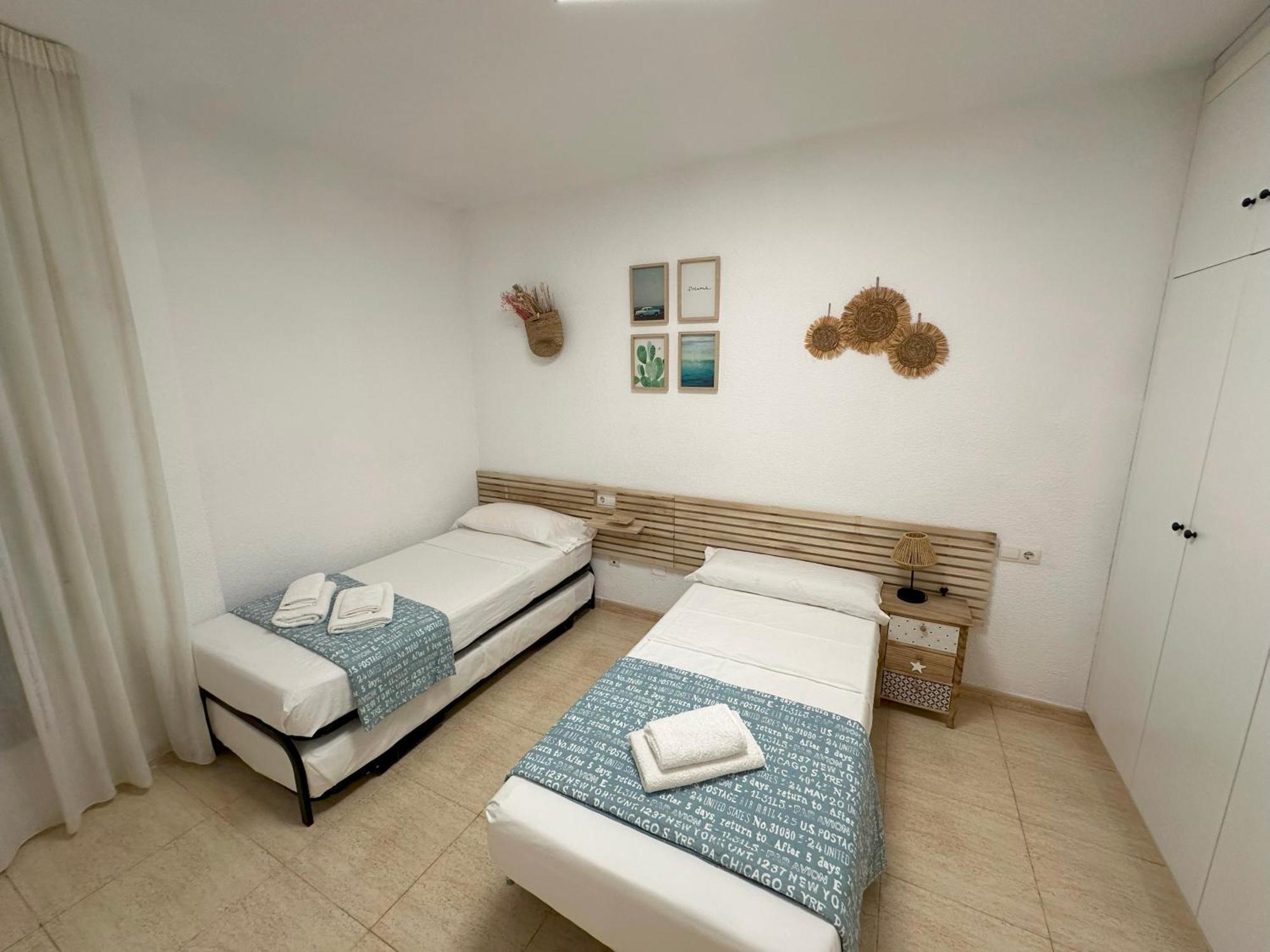 Alicante Beach And Center Екстер'єр фото